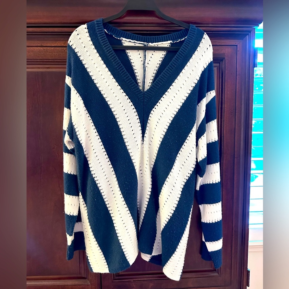 Navy & White V Pattern Sweater